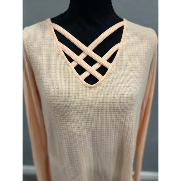 White Birch Women’s Waffle Knit Top with Crisscross Neckline | NWOT | Sz XL - Picture 4 of 9
